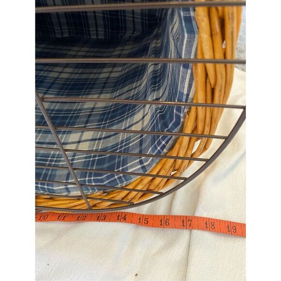 Medium Wicker Pet Carrier Plaid Lining Cat Dog Travel Vacation Luggage - Picture 15 of 16